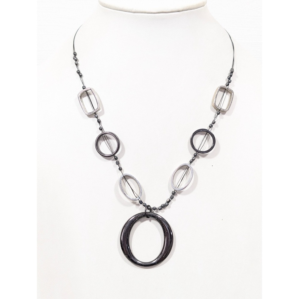 Gray‎ Silver Tone Geometric Round Pendant necklace MOD Chic Goth Y2K NYC 20"